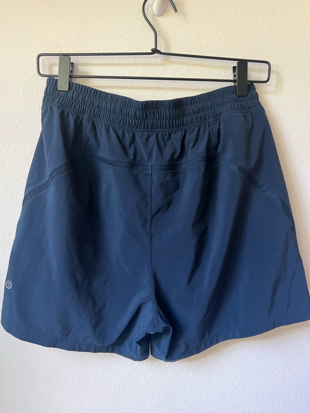 Lululemon men’s navy athletic shorts